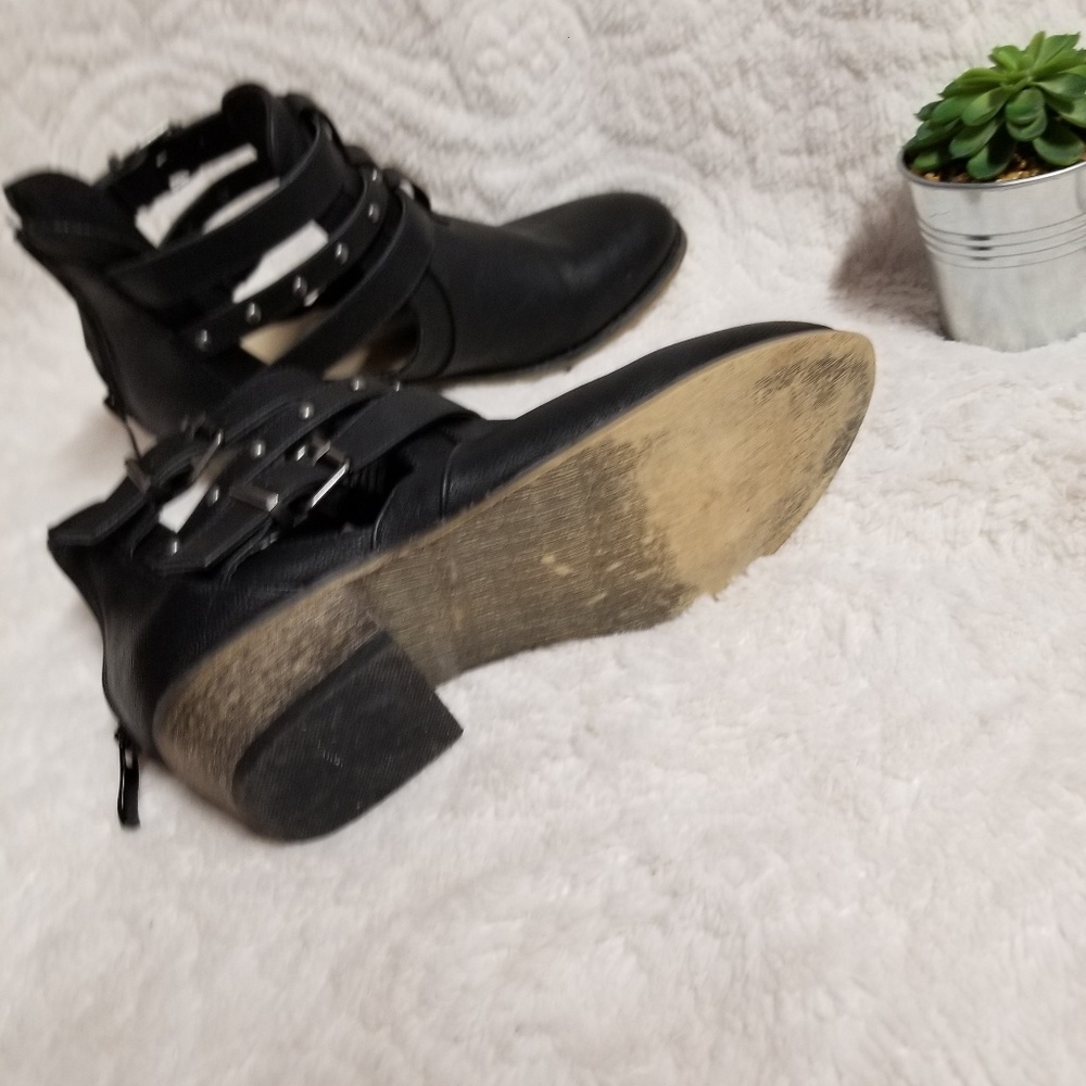 Black ankle booties.
